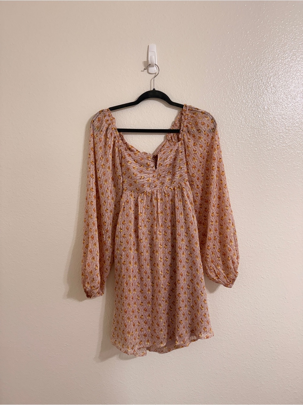Storia Light Pink Floral Long Sleeve Peasant Dress